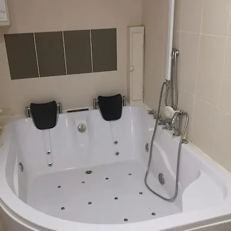 Jakuzili, Klimali,terasli, Manzarali, Iskeleye 2dk * Canakkale