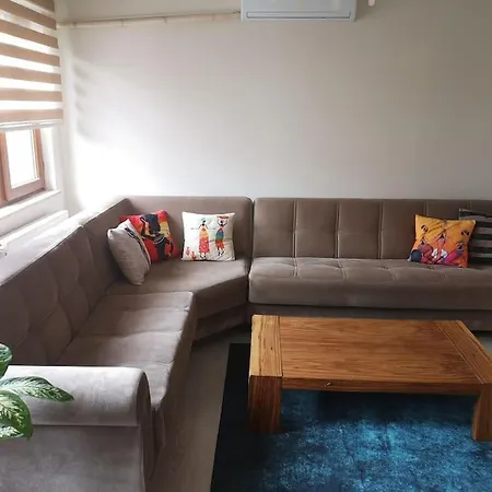 Jakuzili, Klimali,terasli, Manzarali, Iskeleye 2dk Apartment Canakkale